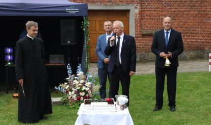Festyn parafialny z okazji 180-lecia kościoła w Łęgach