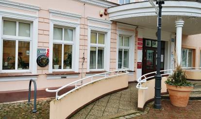 Dostępne publicznie defibrylatory 24/7 AED w Gminie Połczyn- Zdrój