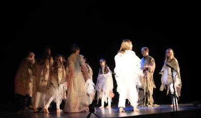 Spektakl teatralny pt. „OSTATNIE TYSIĄC MOTYLI” 