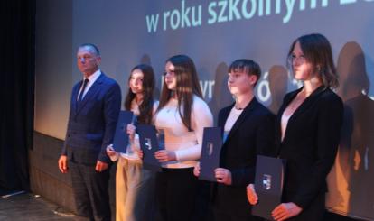 Uroczystość uhonorowania uczniów i nauczycieli za wyniki wspólnej pracy w roku szkolnym 2025/2026