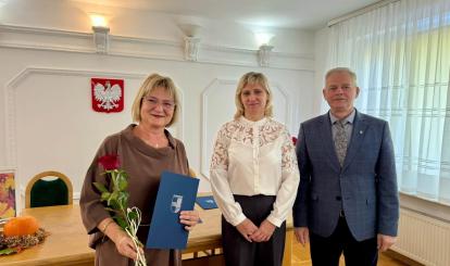 WRĘCZENIE NAGRÓD BURMISTRZA Z OKAZJI DNIA EDUKACJI NARODOWEJ 2026🌹