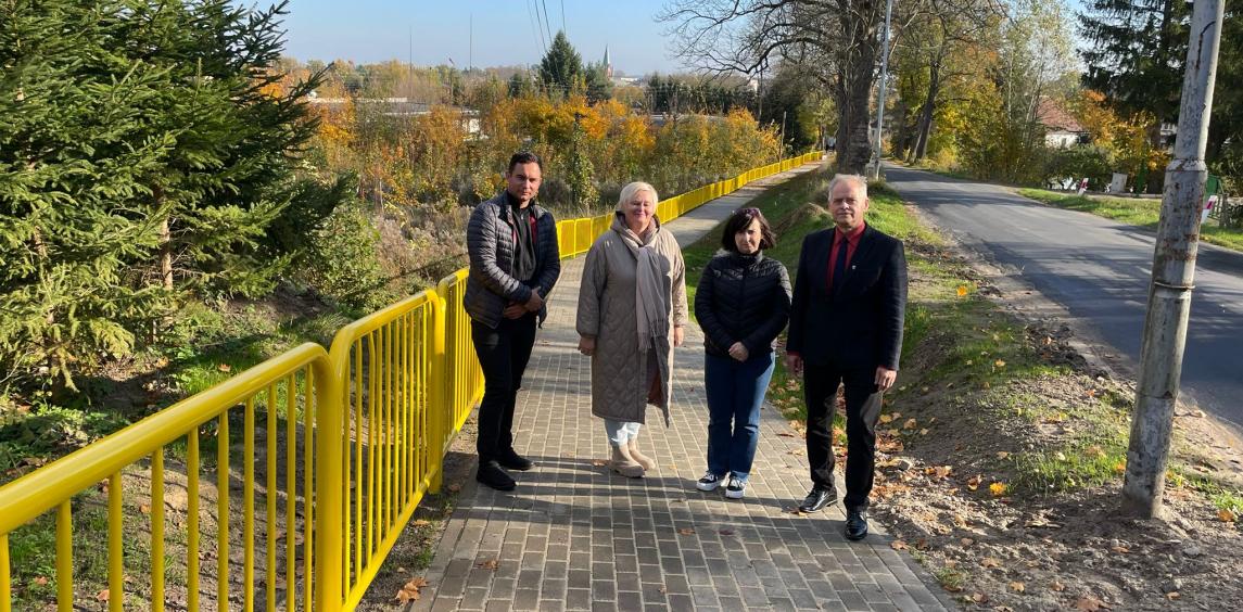 Nowy chodnik na ul. Powstańców Warszawskich