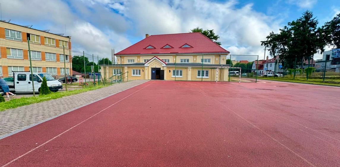 Remont boiska przy SP nr 1