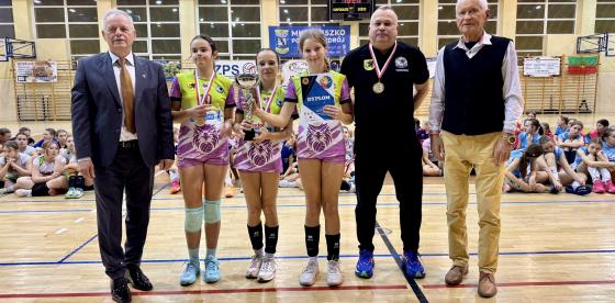  XVIII Ogólnopolski Turniej Mini Siatkówki Dziewcząt w kategorii „trójek” i „czwórek” o Puchar Burmistrza Połczyna-Zdroju