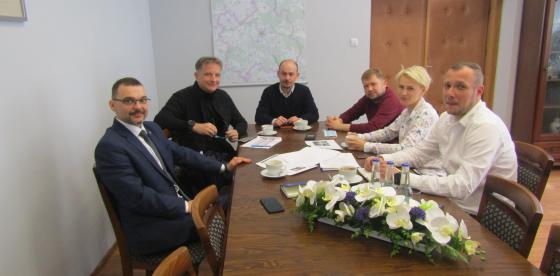 Spotkanie w sprawie modernizacji oświetlenia na terenie gminy