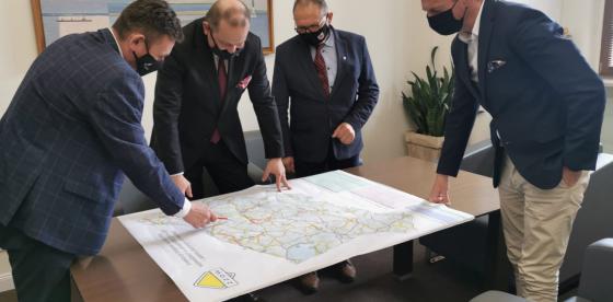 Burmistrz Połczyna-Zdroju podczas rozmów u Marszałka