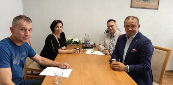 Bardzo potrzebny remont sali gimnastycznej właśnie ruszył