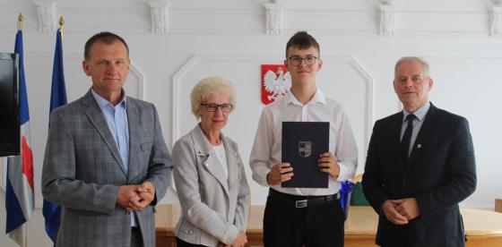 Nagrody dla wyróżniających się uczniów i nauczycieli oraz wręczenie Aktów Mianowania