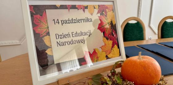 WRĘCZENIE NAGRÓD BURMISTRZA Z OKAZJI DNIA EDUKACJI NARODOWEJ 2026