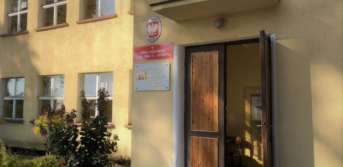 szkoła w Toporzyku