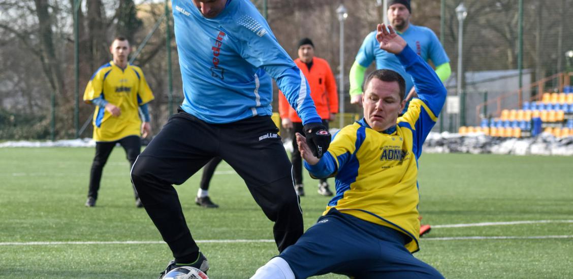 Sobotni mecz kontrolny rozegrany w Ustroniu Morskim / Kamil Halec