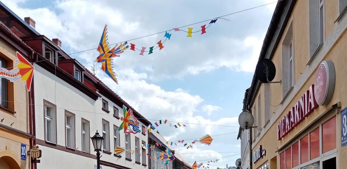 Latawce nad połczyńskim deptakiem