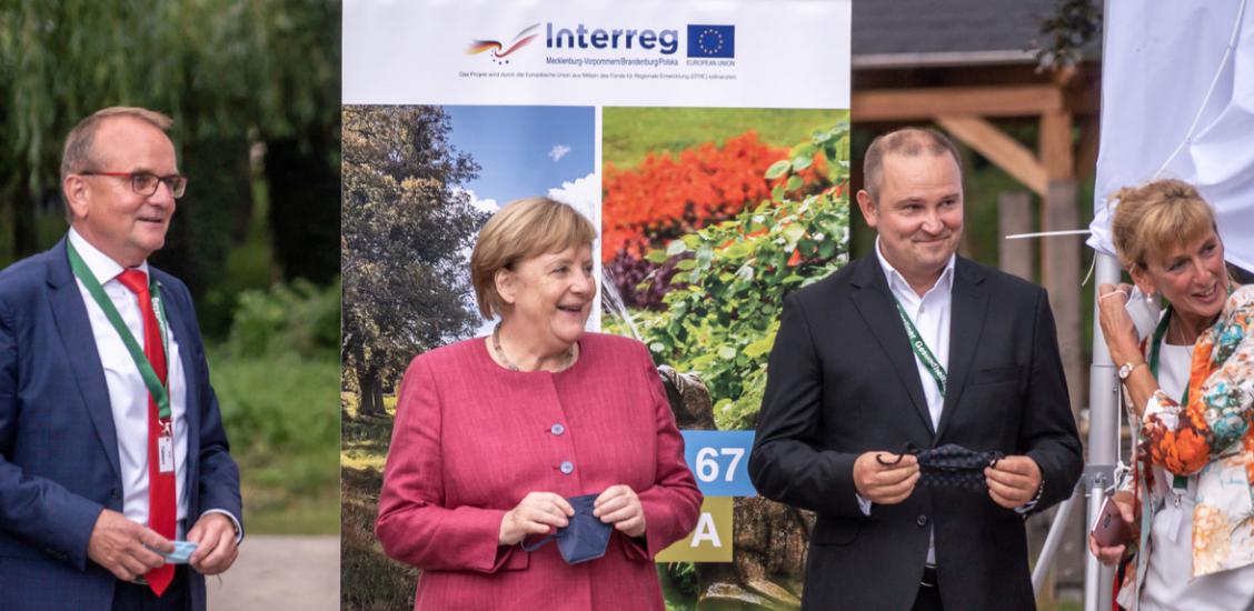 Od lewej Burmistrz Templina, Kanclerz Niemiec, Burmistrz Połczyna, małżonka Burmistrza Templina