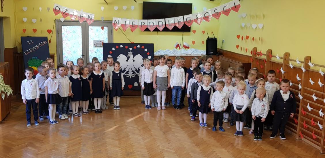 Przedszkolaki do Hymnu