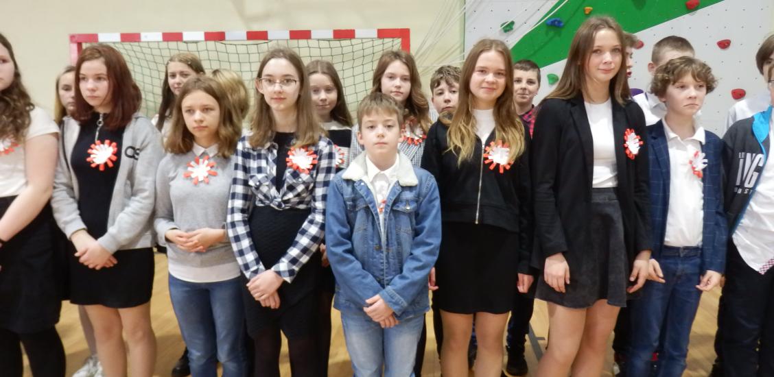 Wspólne odśpiewania hymnu