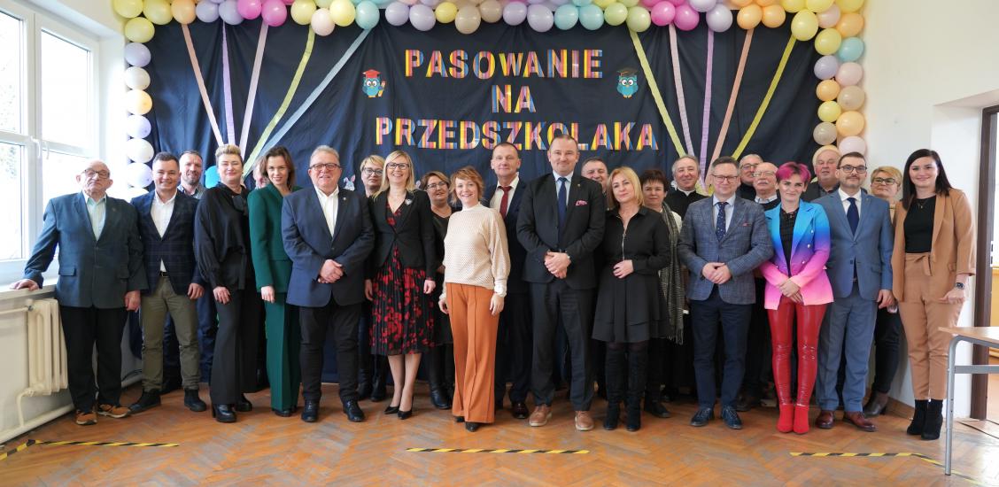 OFICJALNE OTWARCIE NIEPUBLICZNEJ SZKOŁY PODSTAWOWEJ Z ODDZIAŁAMI PRZEDSZKOLNYMI W TOPORZYKU