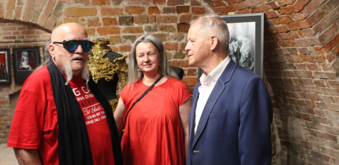 Wernisaż Wystawy Fotogramów z okazji OTWARCIA GALERII AUTORSKIEJ KUBY KONARZEWSKIEGO