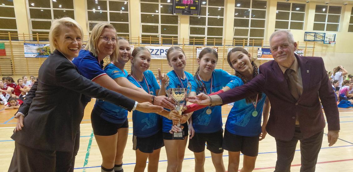 XVII edycja Ogólnopolskiego Turnieju w Mini Piłce Siatkowej Dziewcząt o Puchar Burmistrza Połczyna-Zdroju